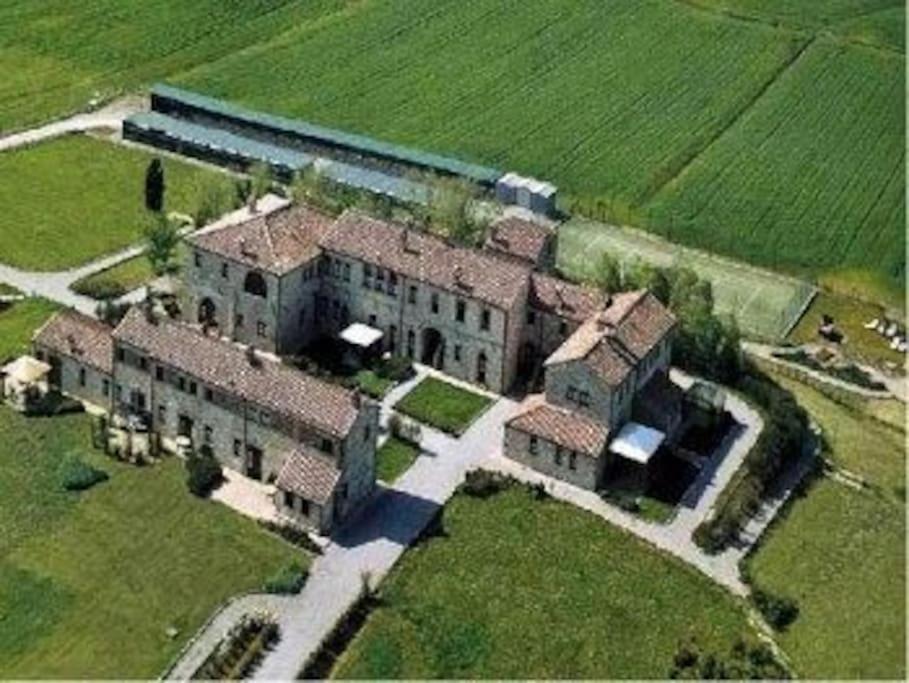 Cozy Home In Countryside Asciano Siena -Renovated! Bagian luar foto